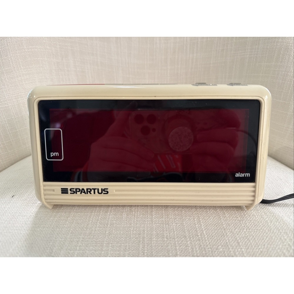 VNTG Spartus Digital Alarm Clock Model 1181-61 From The 80s Tested Working